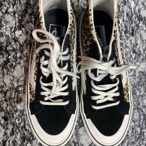 Vans Cheetah Ultra Cush HT Platform Woman’s 8.5